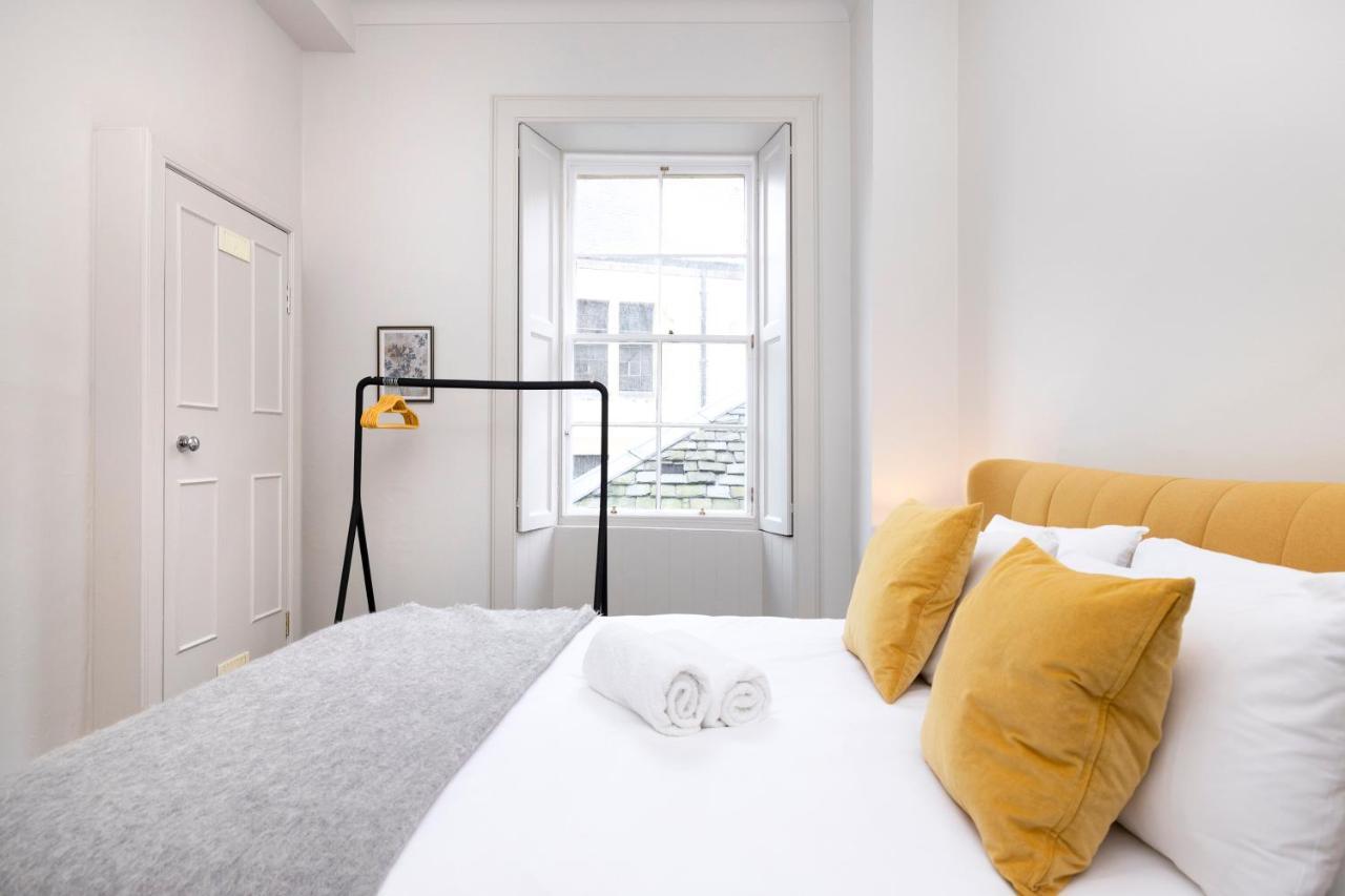 Joivy Sophisticated Apt Near Edinburgh Castle Exterior foto