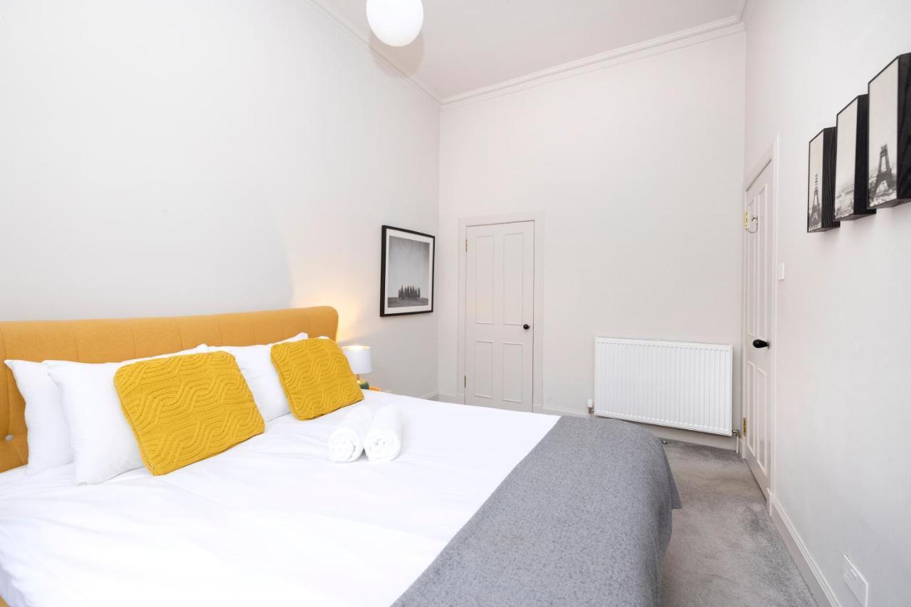 Joivy Sophisticated Apt Near Edinburgh Castle Exterior foto